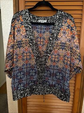 kensie Navy Orange Floral Mosaic V-Neck Tunic with Black Animal Trim